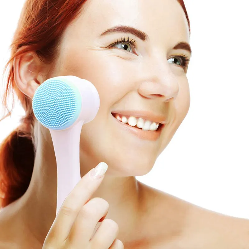 Facial Cleansing Brush